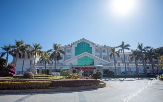 Golden Sands Gulf Hotel