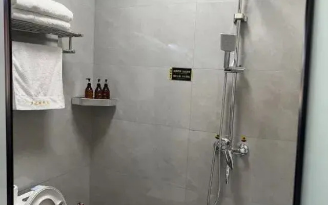 Bingzhiyuan Homestay (Luoyang Longmen Avenue Branch)