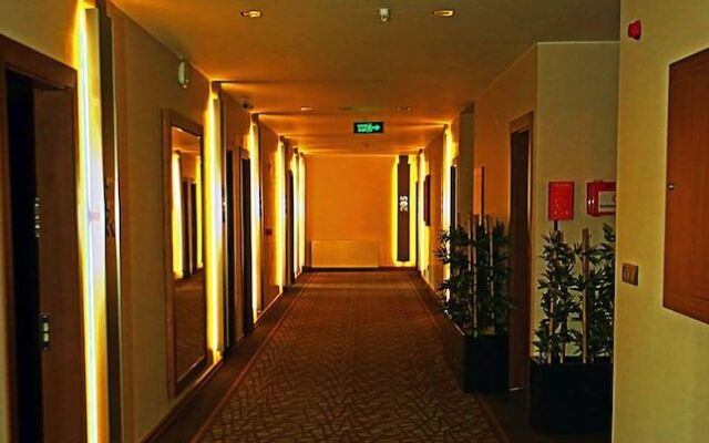 Familya Hotel