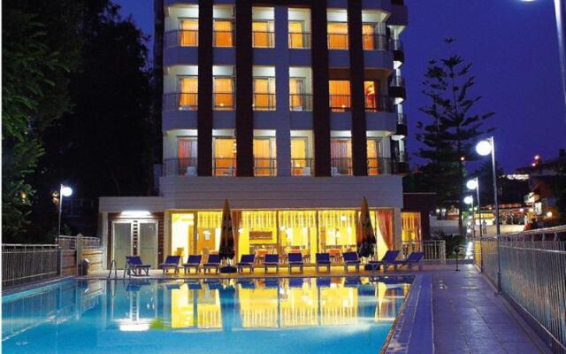 Sirma Hotel