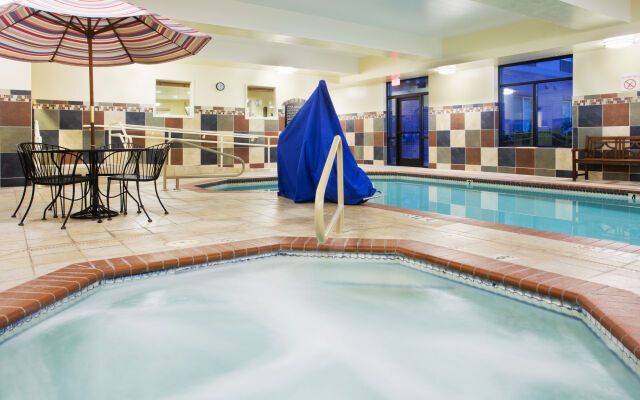 Holiday Inn Express Hotel & Suites Eugene Downtown-University by IHG