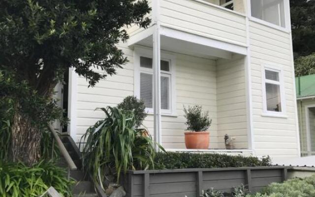 Private, Comfortable Studio.