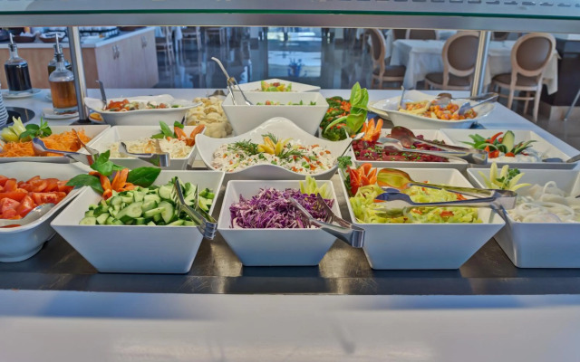 Palmariva Beach Hotel