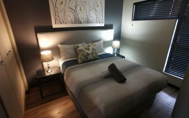 Easy Stay - The Vantage