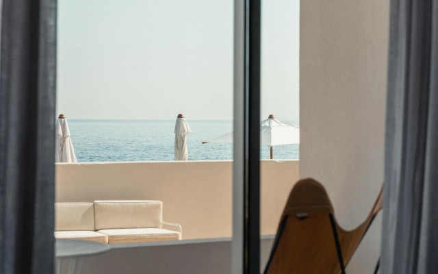 Les Roches Rouges, a Beaumier hotel