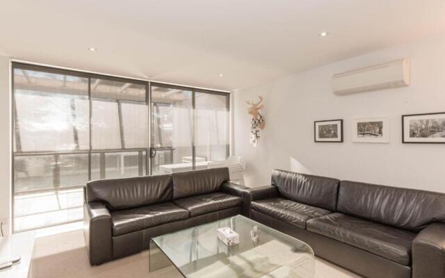 Edge 6/16 Clyde Street