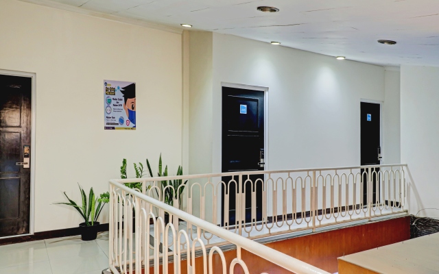 OYO 90278 Hotel Sepuluh Buah Batu Bandung