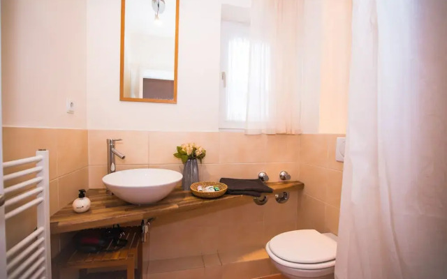a-domo Apartments Mülheim - Apartments, Lofts & Hostel Rooms - short or longterm - single or grouptravel