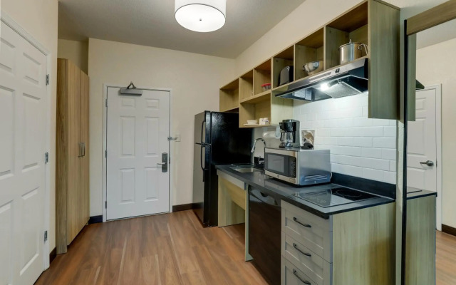 Candlewood Suites Lexington by IHG