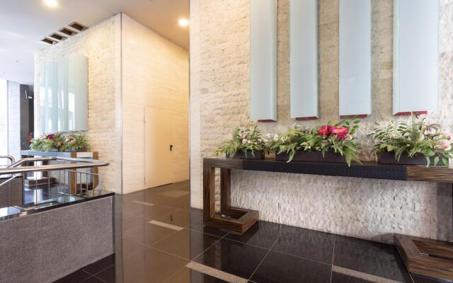 Home2Book Executive & Design Las Torres