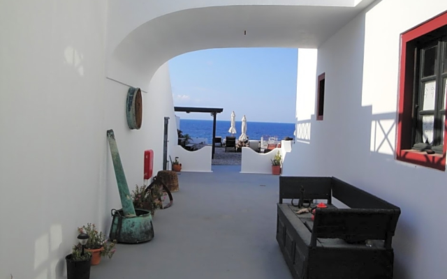 Vrachia Studios & Apartments