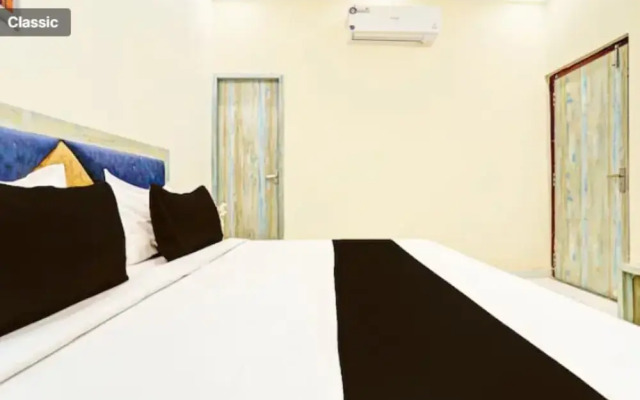 Goroomgo Vrrinda Home Stay Varanasi