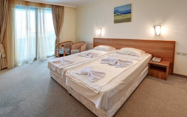 Lalov Egrek Hotel