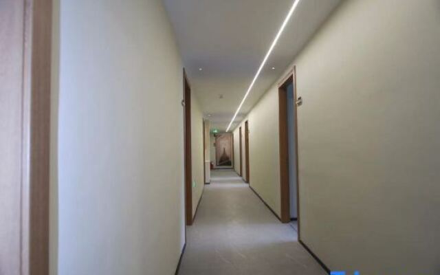 Pinghu Weibinwan Hotel