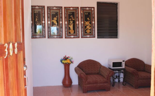Bachelor Inn Hotel
