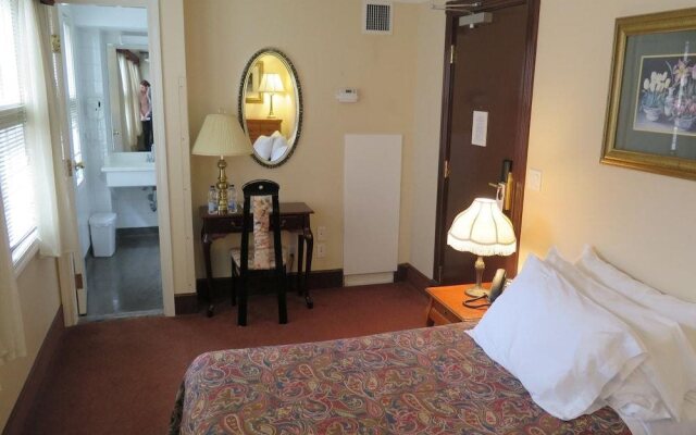 Madison Manor Boutique Hotel