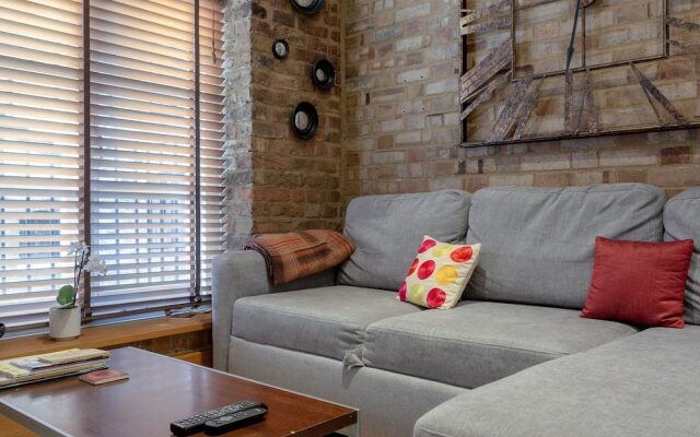 1 Bedroom Apartment Near London Bridge