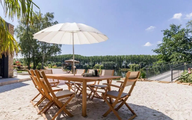 Gîte Ligné, 5 pièces, 9 personnes - FR-1-306-866