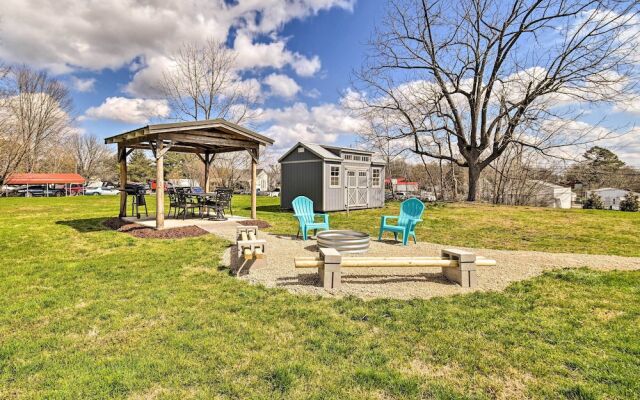 Charming Cave City Vacation Rental w/ Fire Pit!