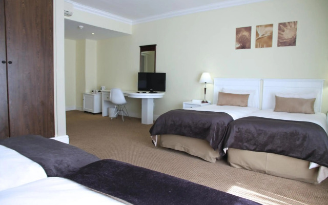 The New Tulbagh Hotel