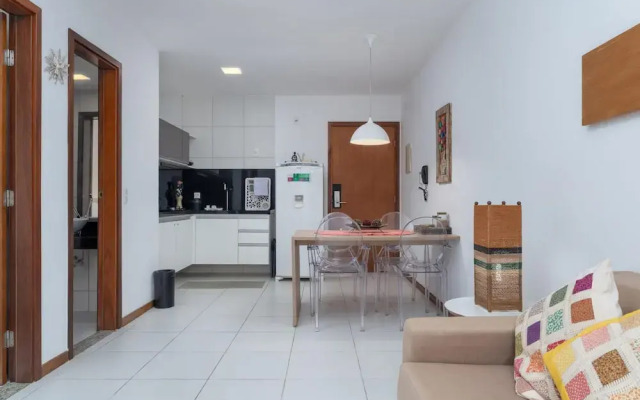 Apartamento Belo em Condom nio com Piscina