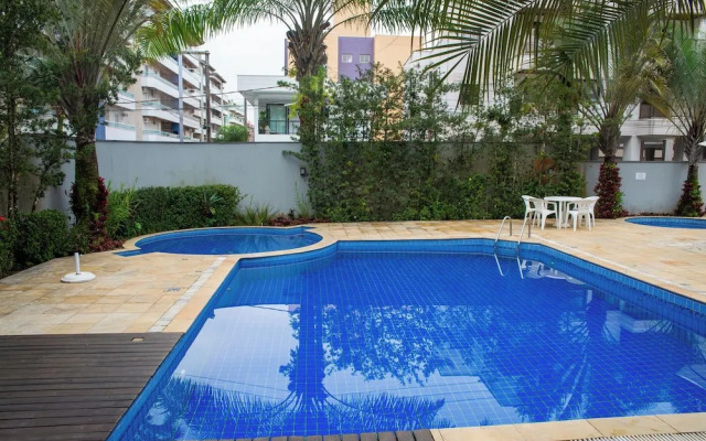 Cobertura com Churrasq e Piscina a 250m da Praia