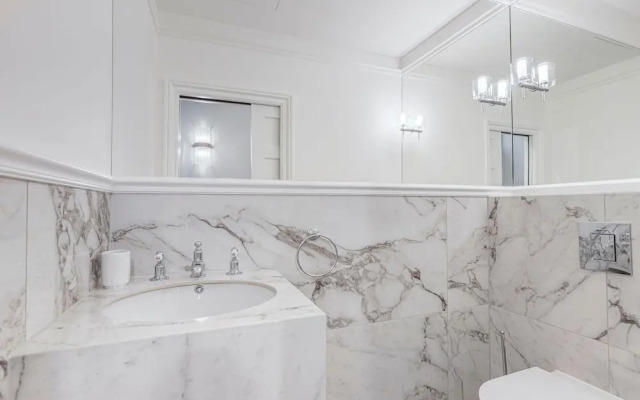 Wimpole Mews - 4 Bedroom Apartment