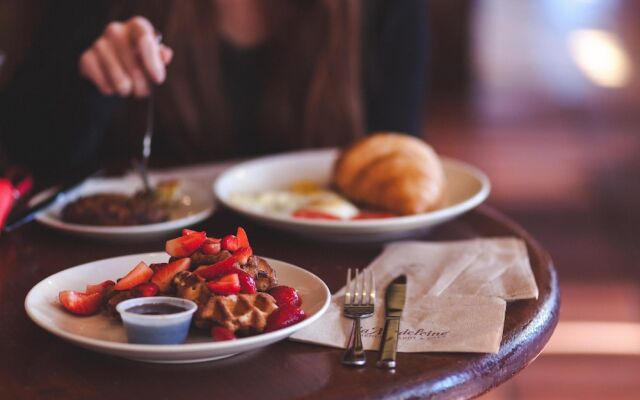 Hessenland Hotel by Stay Awesome