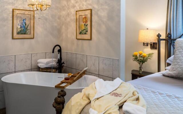 Arsenic and Old Lace B&B