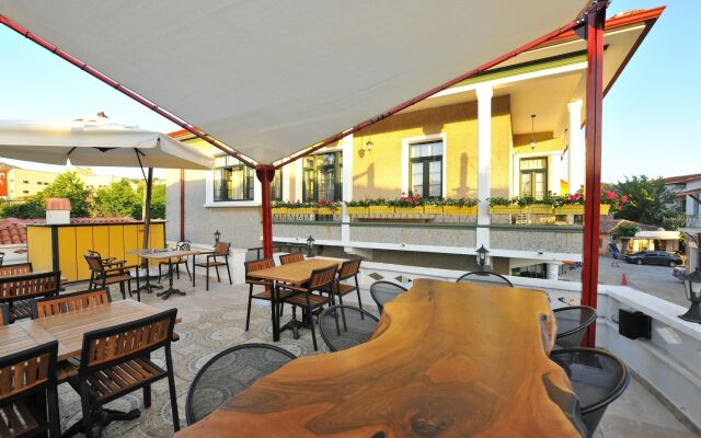 Petrino Gokceada Hotel & Kitchen