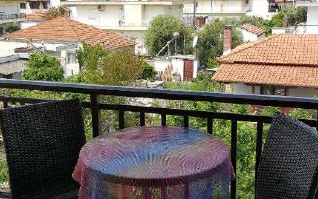 punedes studio ierissos