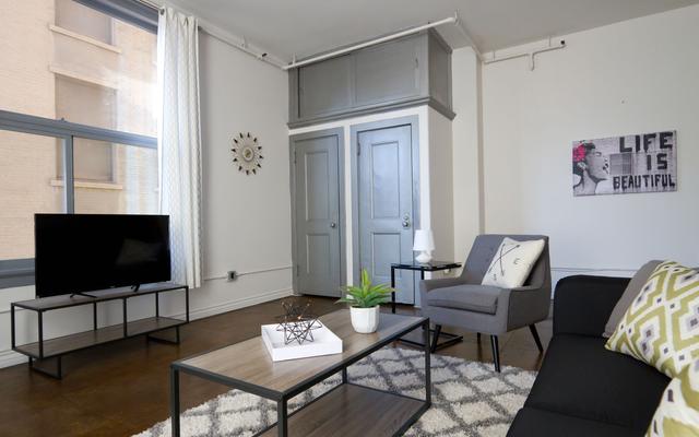 Central 1Br in Dtla by Sonder