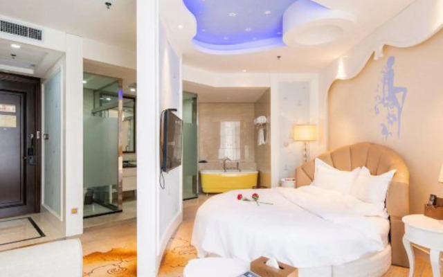 Baofeng International Hotel