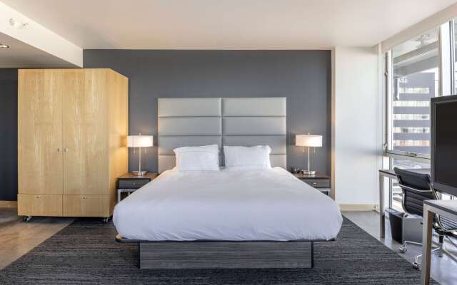hotelVetro Iowa City, Tapestry Collection by Hilton