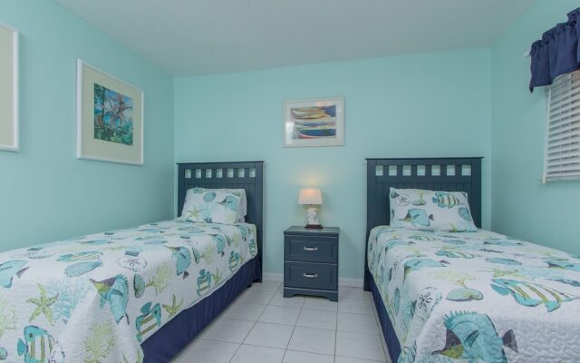 Pelican Inlet F137
