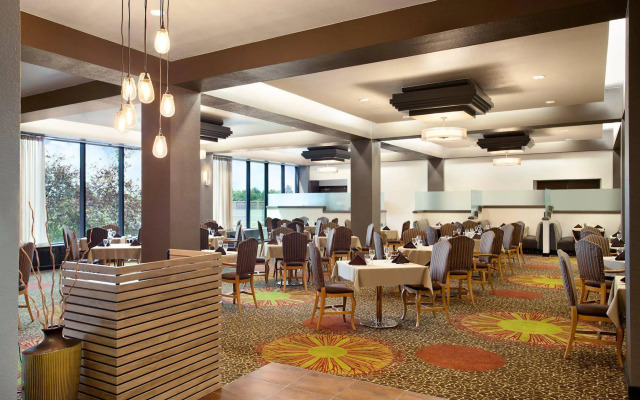 Radisson Hotel Denver - Aurora