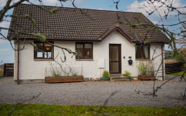 Immaculate, Quiet 2-bed Cottage in Lairg