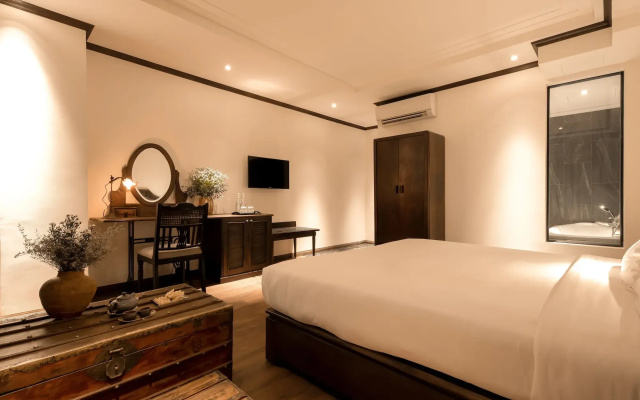 Amanaki Saigon Boutique