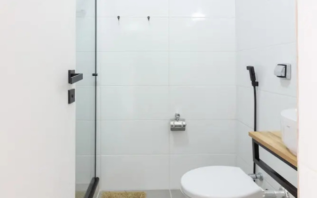 Comfort in the Heart of Rio Rb1701