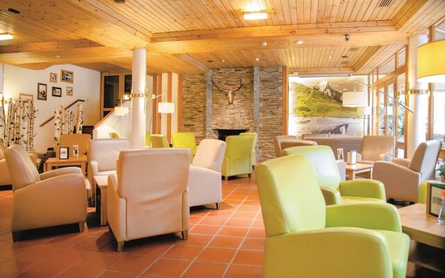 Hotel Das Gastein - including Alpentherme entrance all year and including "Gasteiner Bergbahnen" during summer season