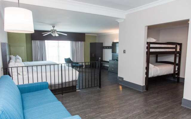 Holiday Inn Express & Suites Columbia-Fort Jackson by IHG