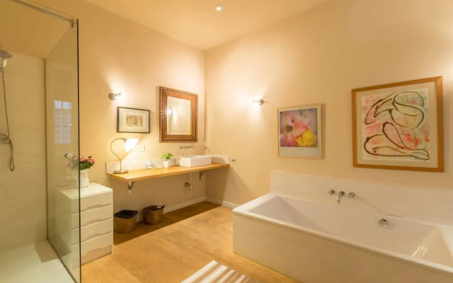 Mit House San Anton Ii En Madrid