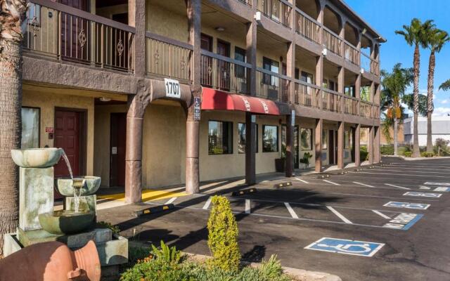 Red Roof Inn Stockton