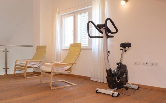 Stunning Home in Lumbarda With Wifi and 3 Bedrooms