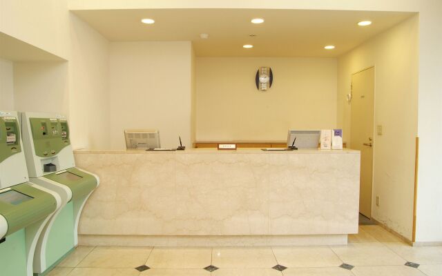 Swanky Hotel Otomo