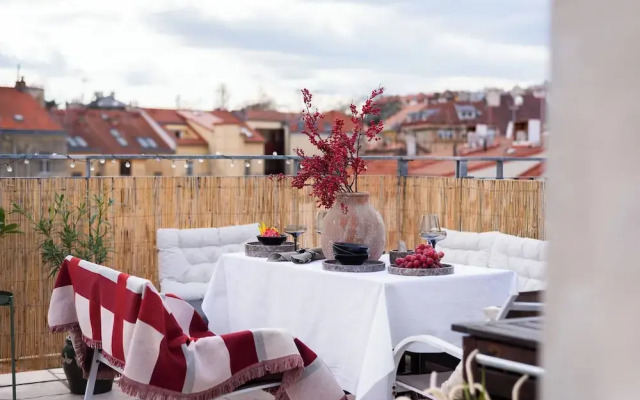 Charming Prague Apartment in Vršovice With Roof Terrace