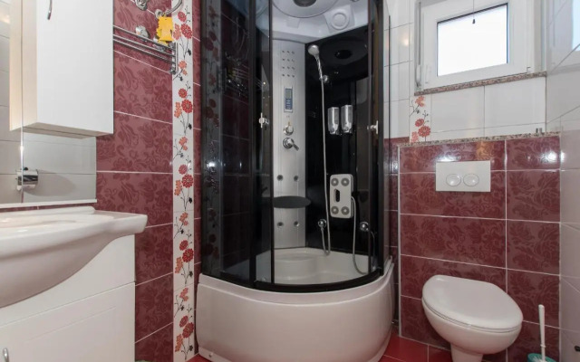 Studio apartments Zloic in Krvavica