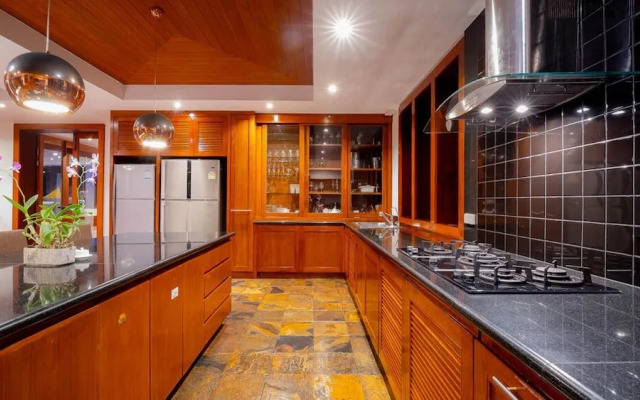 Seaview Villa In Hilltop Estate - VYS1
