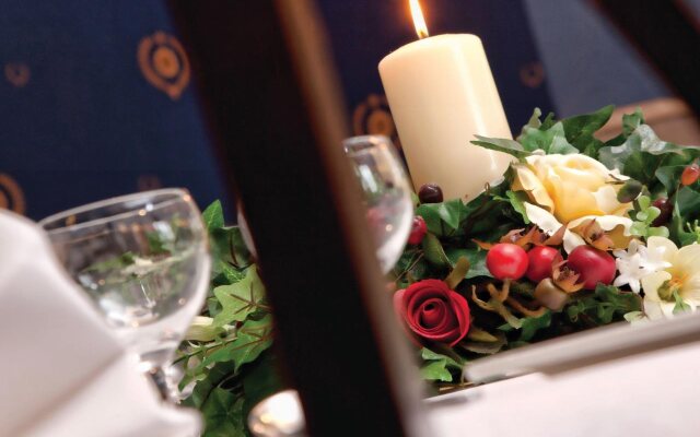 Rogerthorpe Manor Hotel