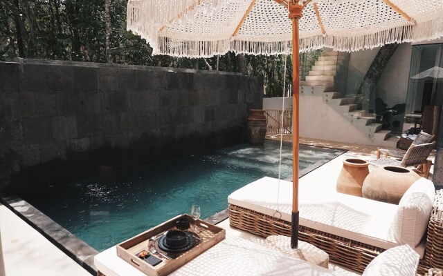 Aman II Tulum By Lockey